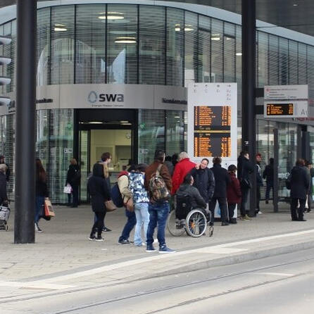 Wenig motivierend: ÖPNV in Augsburg wird teurer - Verbindungen werden weniger