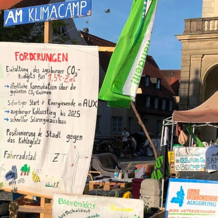 Klimacamp Augsburg führt morgen Klebeaktion durch