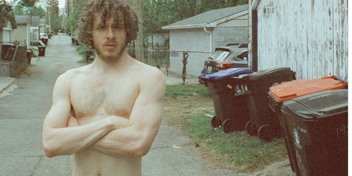 Jack Harlow: Halbnackt auf Express-Album  