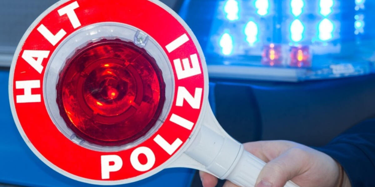 Augsburg: Fahndung nach Rennradfahrer