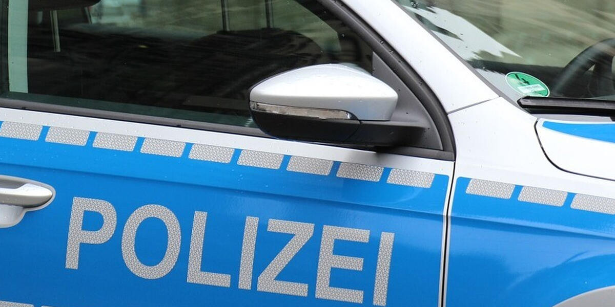 Augsburger protestieren gegen Großrazzia der Justiz im Fall "Letzte Generation"