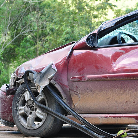 Schwerer Verkehrsunfall auf der B300