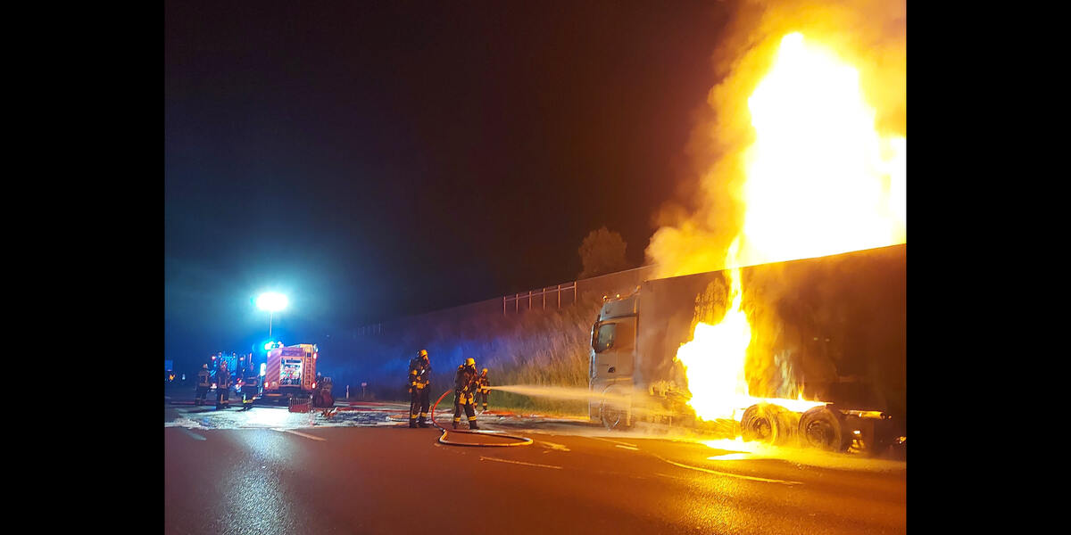 Raum Augsburg: Kaputte Bremsanlage führt zu Verkehrschaos