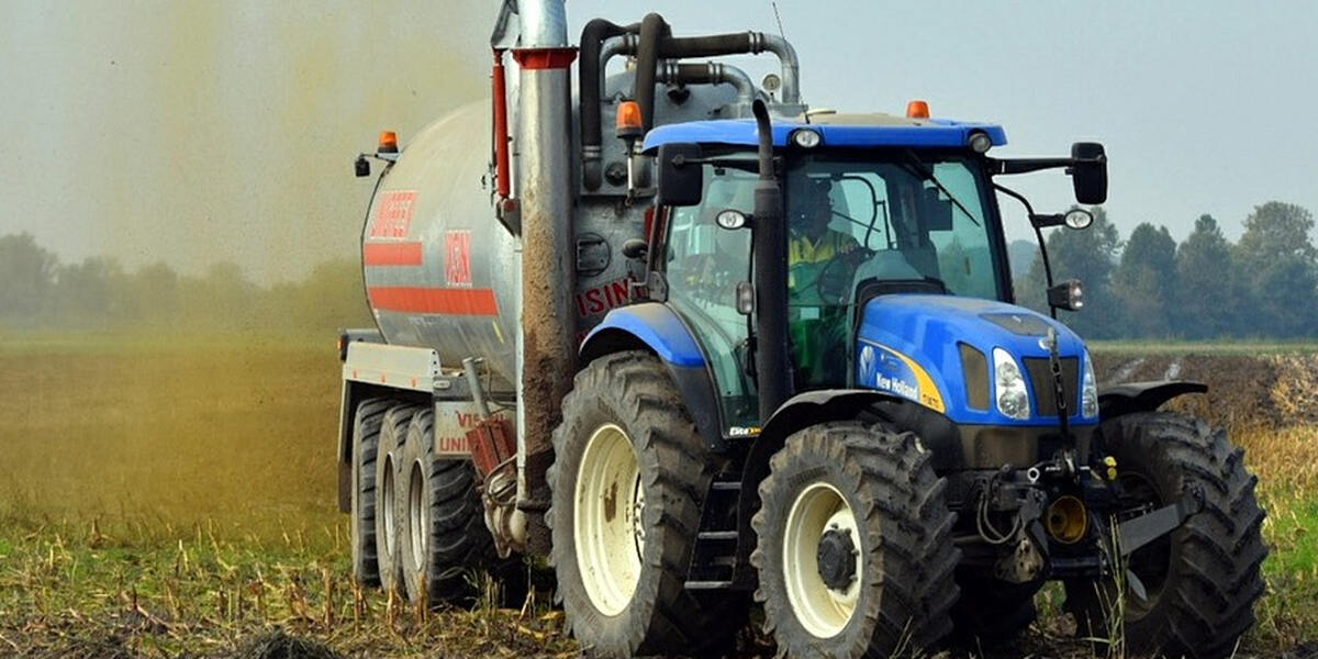 63-Jähriger aus Thannhausen von seinem eigenen Traktor überfahren