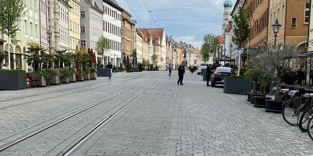 Wird jetzt um die Parkplätze in der Augsburger Maxstraße gestritten?