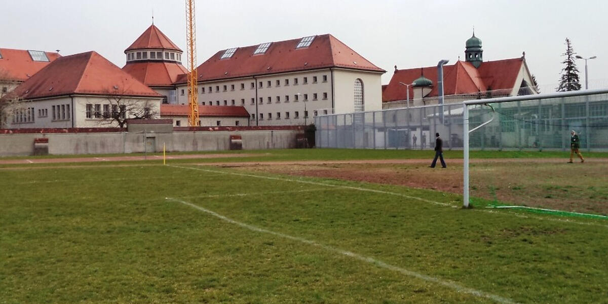 Schuhbeck ist jetzt in Landsberg - im Gefängnis