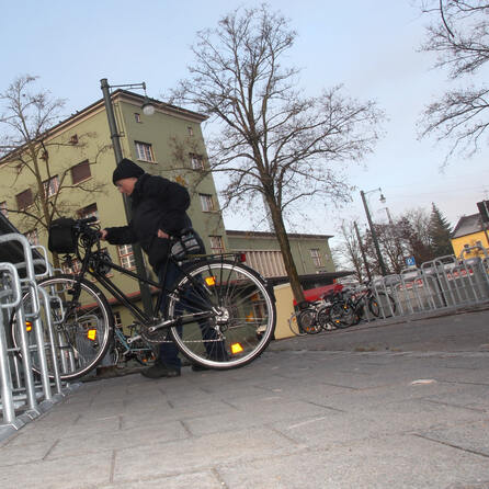"Bob" hört auf... auf dem Haller-Platz in Augsburg
