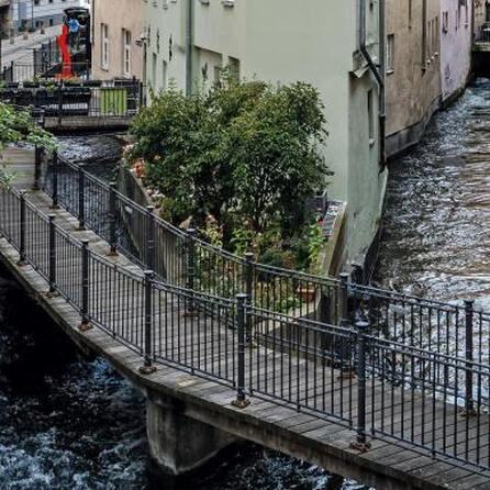 Kanalaufräumarbeiten in Augsburgs Altstadt sorgen für Gestank