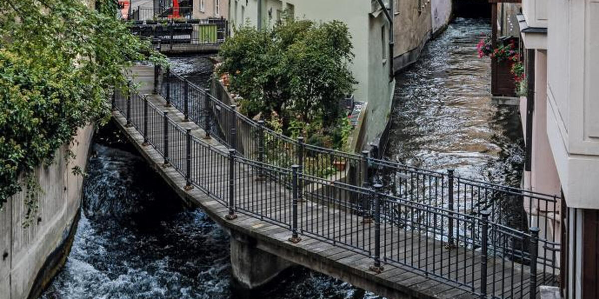 Kanalaufräumarbeiten in Augsburgs Altstadt sorgen für Gestank