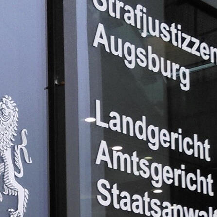 Augsburger Hammermordprozess: War es Totschlag oder heimtückischer Mord? 