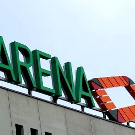 Nach Böller-Wurf im Augsburger Stadion: Zwei Hoffenheim-Fans im Gefängnis