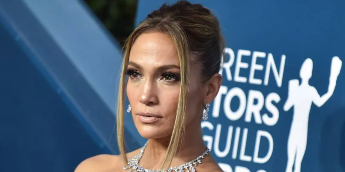 Jennifer Lopez überrascht ihre Fans