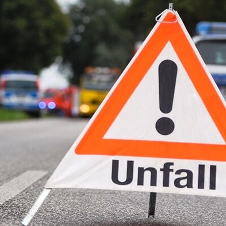 Schwerer Unfall: Nördliche Bahnbrücke in Kissing gesperrt