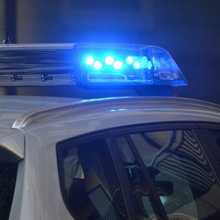 Königsbrunn: Raubüberfall auf alte Frau in ihrem Haus