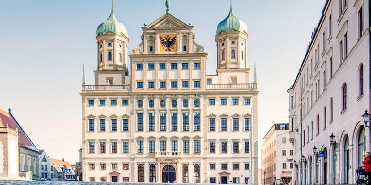 Geisterstunde im Rathaus Augsburg - Plötzlich klopft es von innen an die Tür