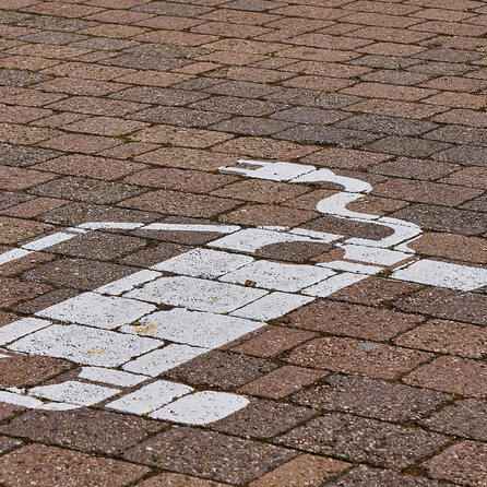 Freude für Aichacher E-Auto-Besitzer - Es werden 6 weitere Ladesäulen im Stadtgebiet gebaut