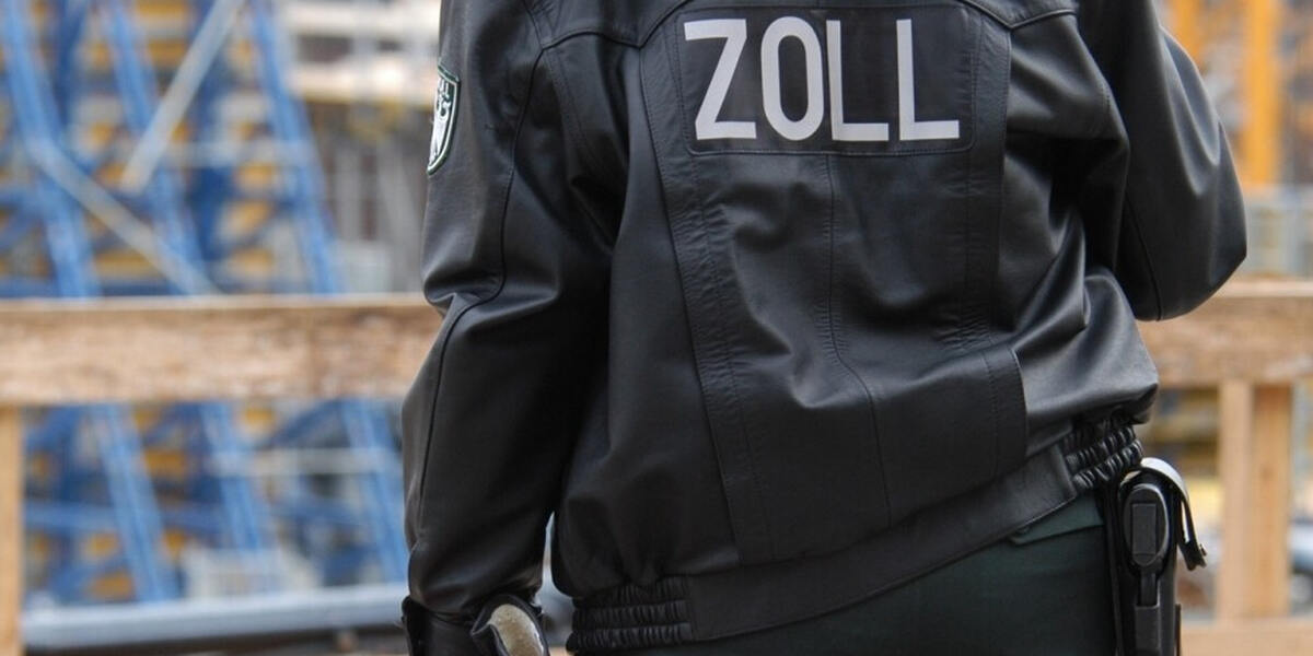 Karriere beim Zoll Augsburg: Anmelden für den Berufsinformationstag