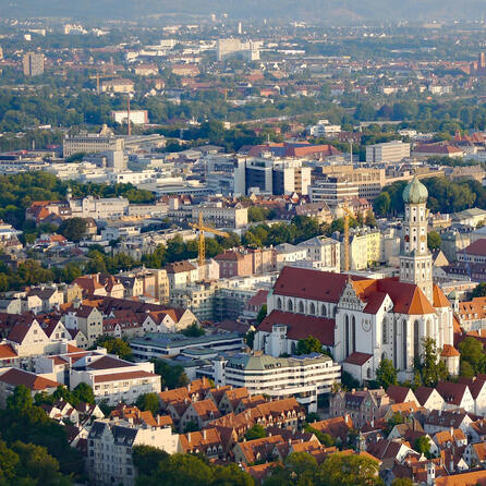 Augsburg: Mutter "verliert" Baby in der Stadt
