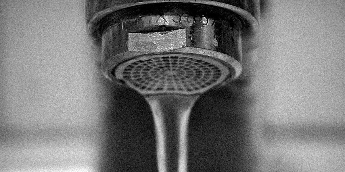 Leitungswasser-Alarm im Landkreis Günzburg: Trinkwasser ist mit Fäkalien verunreinigt