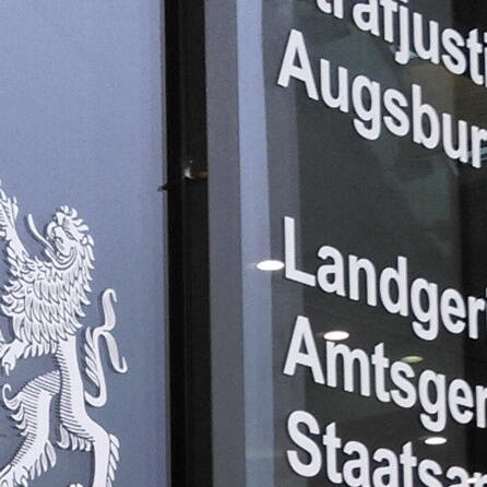 Nächste Runde im Abseilprozess in Augsburg - Klimaaktivist könnte heute neues Urteil erhalten