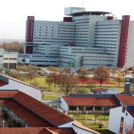 Uniklinikum Augsburg macht Laden in der Fußgängerzone auf