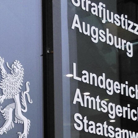 Augsburger Klimaaktivist per Haftbefehl zum Gerichtstermin