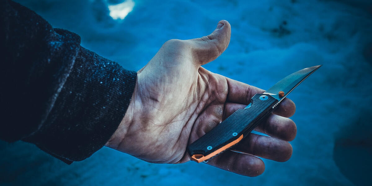 Kein Eispickel, Messer oder Schere: Vorweihnachtliches Waffenverbot auf Augsburger Hauptbahnhof