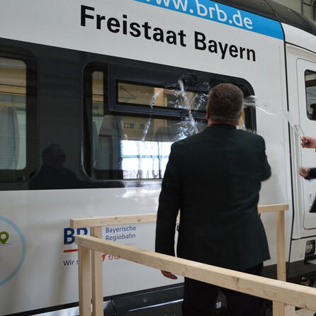 Erster Wasserstoffzug in Bayern: Start von Augsburg aus