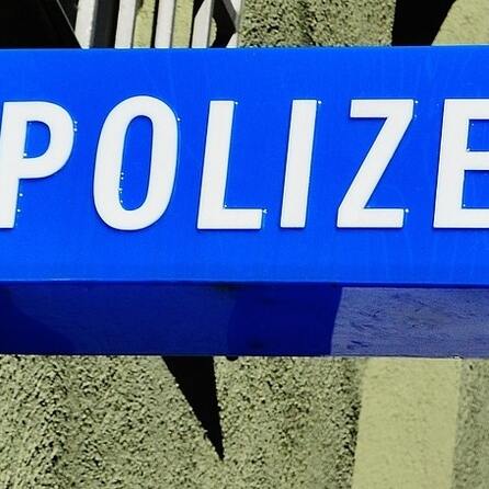 Aindling: Kind von Auto überrollt...