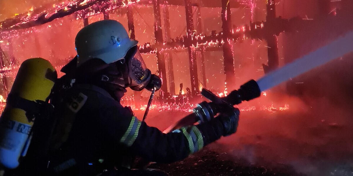 Brand in Augsburg: Seniorenheim in Gefahr
