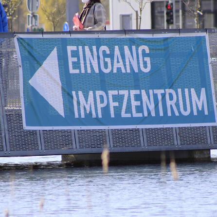 Abrechnung des Corona-Impfzentrums in Augsburg sorgt weiterhin für Probleme