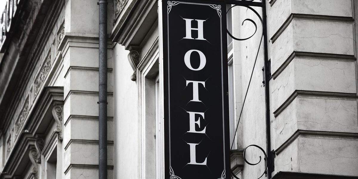 Rettung in letzter Minute? Grandhotel Cosmopolis kämpft gegen die Schließung