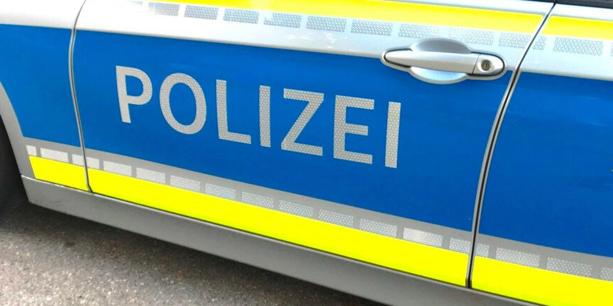 Faustschlag unvermittelt ins Gesicht: Polizei Gersthofen sucht nach handgreiflichem Obdachlosen