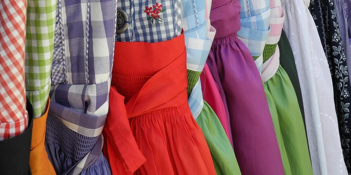 Ausstellung DIRNDL – Tradition goes Fashion im Augsburger Textil- und Industriemuseum