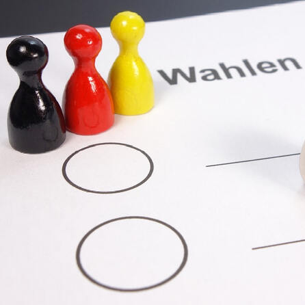 Anzeige erstattet: Unbekannte zerstören Wahlplakate im Kreis Aichach/Friedberg