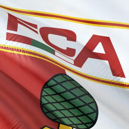 FC Augsburg: FFP2 überall im Stadion