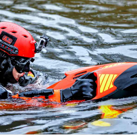 Seabob II ist in Augsburg am Start - Feuerwehr kann jetzt noch schneller Menschen in Seenot retten