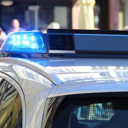 Geldautomat in Meringer Sparda Bank sogar übersprengt - Täter auf der Flucht