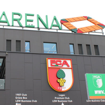 Augsburg: FCA vs. FCB am Freitagabend