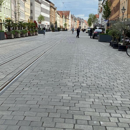Weniger Parkplätze, mehr Grün und mehr Außengastro - Augsburger Maxstraße soll sexier werden