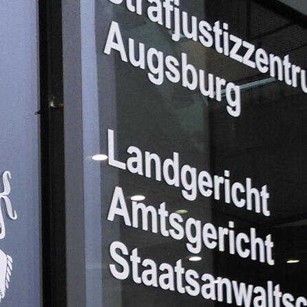 Schwerer B17-Unfall in Augsburg: Anklage wegen Mordversuchs