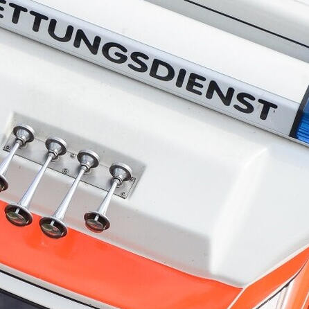 Marktoberdorf: Einstürzende Gartenhütte begräbt zwei Männer unter sich