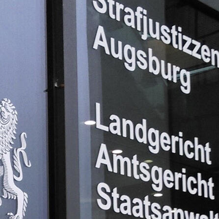 Gut 8.000 Euro Schaden: Serien-Zechpreller in Augsburg vor Gericht