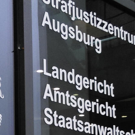 Leichtsinn oder gemeiner Streich? Schwabmünchner muss sich für Fakeprofile verantworten