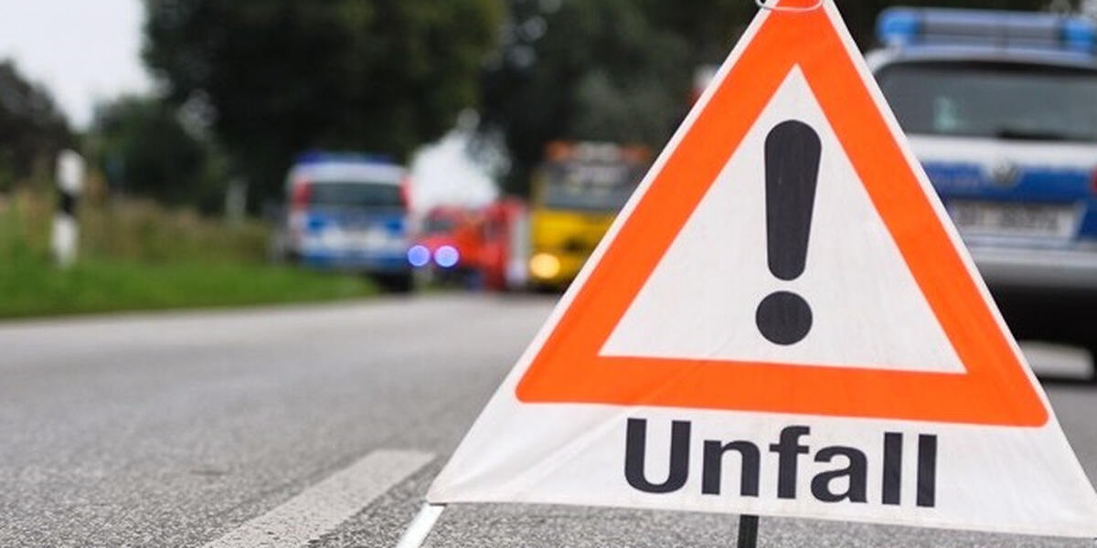 Tödlicher Unfall auf der B2 zwischen Mering und Merching