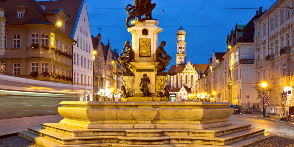Winterkleid ade: Augsburger Brunnen werden ab heute frühlingsfit gemacht