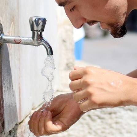Bobingen im Kreis Augsburg wird wohl nie verdursten - Es gibt dort viele tausend Jahre altes Trinkwasser 