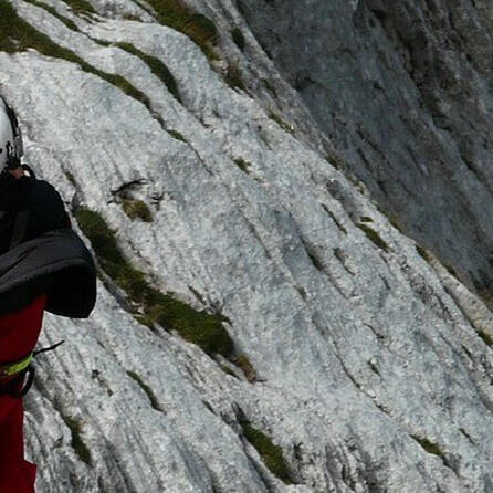 In einer Höhle bei Oberstdorf sind menschliche Skelettteile entdeckt worden
