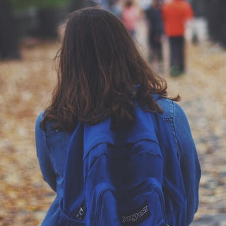 CSU und die Grünen fordern verkehrsberuhigte Zonen vor Augsburger Schulen