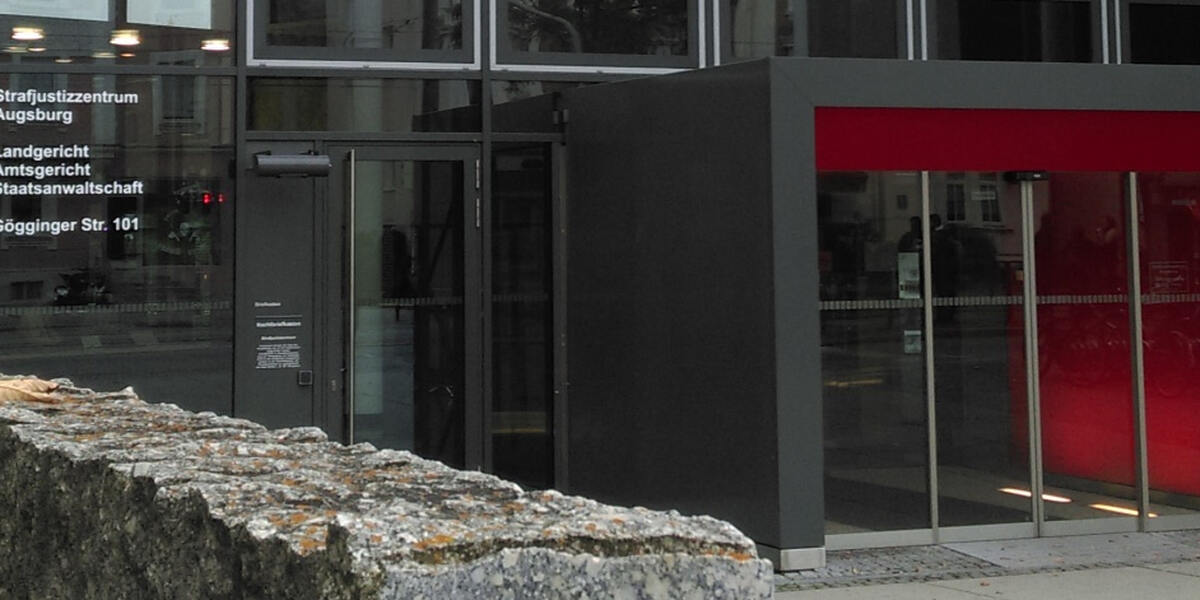 34 Jahre alte Komplizin eines Steuerhinterziehers vor Gericht in Augsburg